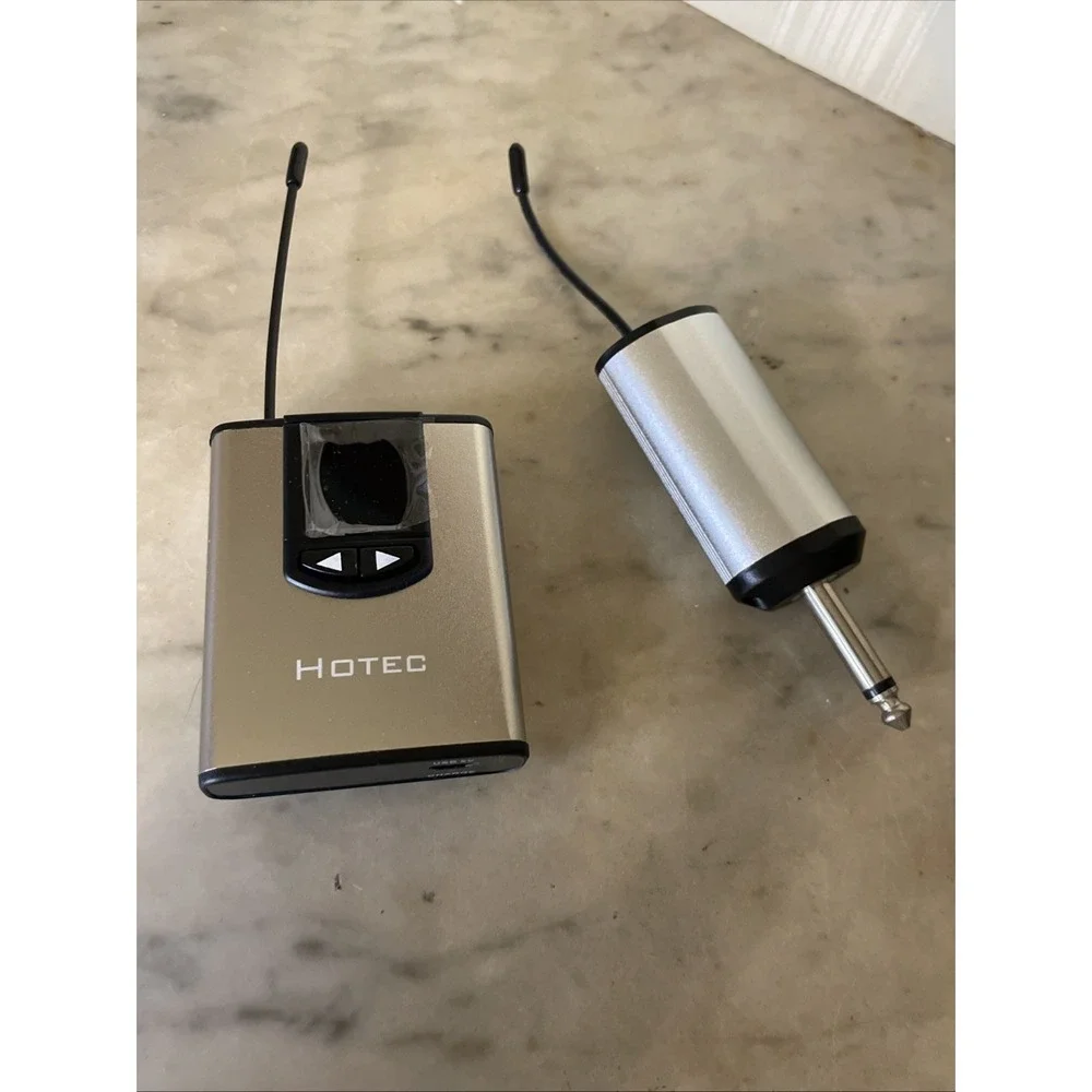 Hotec H-U05 | Wireless Headset Lavalier Microphone | Cover Extra Cords Needed
